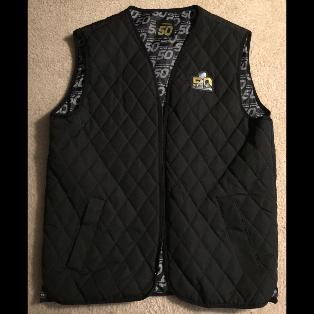 EUC Super bowl 50 black vest Sz L